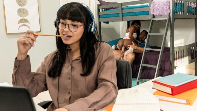 Bokep Nyata – Ngebut Bareng Tukang Servis Di Ranjang Tingkat