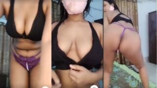 Ngentot Desi Bugil Goyang Erotis Biar Menang Game Online