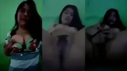 Sonia Kusuma Lagi Colmek, Nikmatin Tiap Gerakan Jari Basahnya.