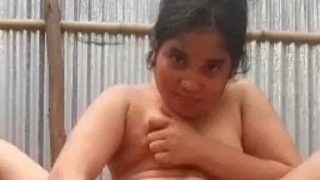 Video Desi India Bibi Malai Jari Jari Main Ungli Karte Hue