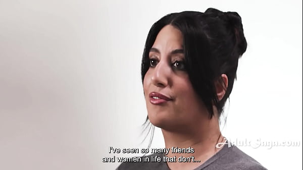 Sarah Arab Montok Melebarkan Lubangnya, Siap Dimasuki.