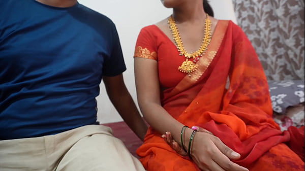 25 साल की मीठी टीचर ने अपने छात्र के साथ हॉट सेक्स किया, सुनो कैसे कराह रही है