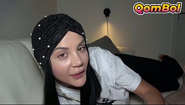Ngencengin Seru Bareng Kakak Tiri Jilbab Turki, Elnaz