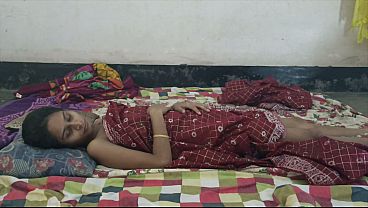 Desi Bhabhi Digawe Tetangga Sampe Kringet