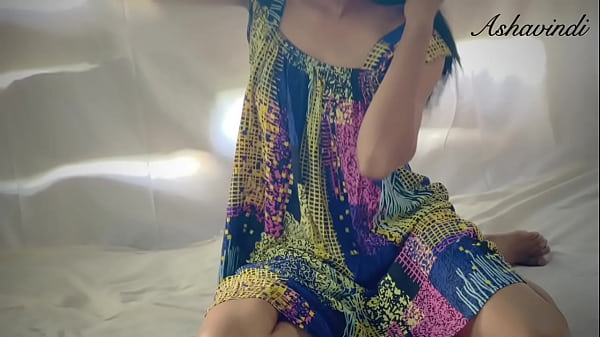 Cewek Desi Imut Nakal Mainin Memek Sendiri Sampe Crot
