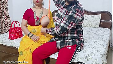 Jahit Baju Sambil Ngen***in Cewek India Seksi Di Tokonya. Video Audio Hindi.