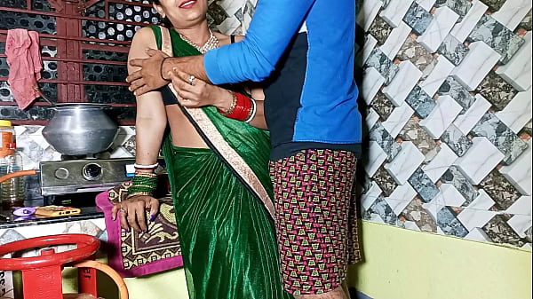 Bhabhiji Ko Kitchen Mein Jab Ghar Mein Koi Nahi Tha, Tab Choda, Asli Hindi Awaaz Mein