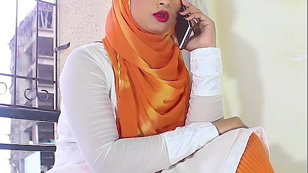 Salma Si Cewek Hijab Ngentot Temennya Pake Suara Hindi Mesum