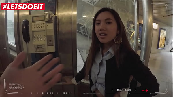 Ngentot Bareng Turis Abg Thailand & Charlie Dean – Kontol Gede Nancep Di Memek Hot Pov