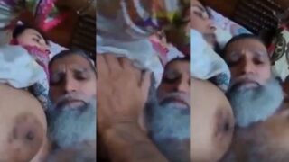 Bapak Tua Mesum Ngentot Istri Anaknya Sendiri Di Desa Bangladesh