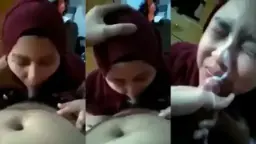 Crot Muncrat Di Muka Hijabers, Basah Kuyup Kena Becek.
