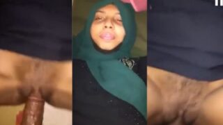 Murah Meriah Binal Berjilbab Nikmati Desi Chudai Pertama