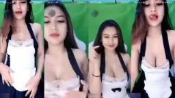 Nonton Aora Mango Live, Goyang Hot Bikin Makin Pengen!