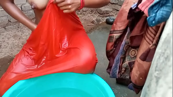 Rati Basah Mandi Di Kamar Mandi, Suara Hindi Bikin Gregetan