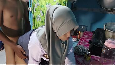 Ngentot Adik Ipar Sambil Mainin Memek Basah