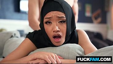 Hijabi Kena Budaya Amerika, Dibuka Sama Parker Ambrose & Jade Kimiko