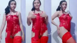 Laras Bali Viral, Mulus Banget, Tahan Lama Sampe 64!