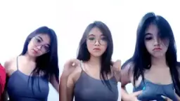 Uting Toket Bulat Vanii Nakal Live Bareng Bestie, Mulus Pol Tanpa Sensor