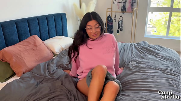 Kamu Pake Boxerku?! Tete Gede Step Sis Muncratin Kontol Gue – Cami Strella X Lev Lieben