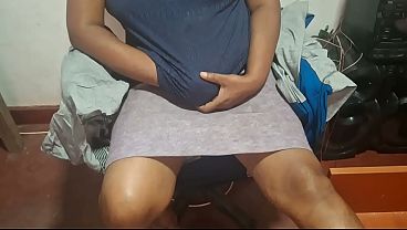 Ibu Tiri India Desi, Rahasia Mesum Di Balik Sari Tipis