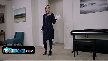 Blonde Montok Allie Nicole Ngerasain Kontol Adik Tiri Sampai Penuh Di Dalem