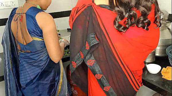 Komal Dan Ibu Mertuanya Lagi Sibuk Main Di Dapur, Tangan-tangan Basah Saling Meraba Bumbu Panas.