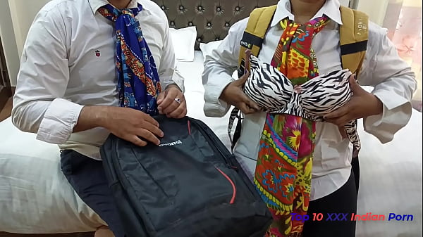 Xx Bocah Desi Paling Bejat Ngentot Cewek Desi Di Hotel Oyo Pas Pertama Ketemu
