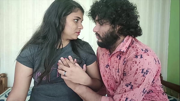 Desi Pasangan Nikmatin Romantis Manis Plus Ciuman Basah Bikin Greget